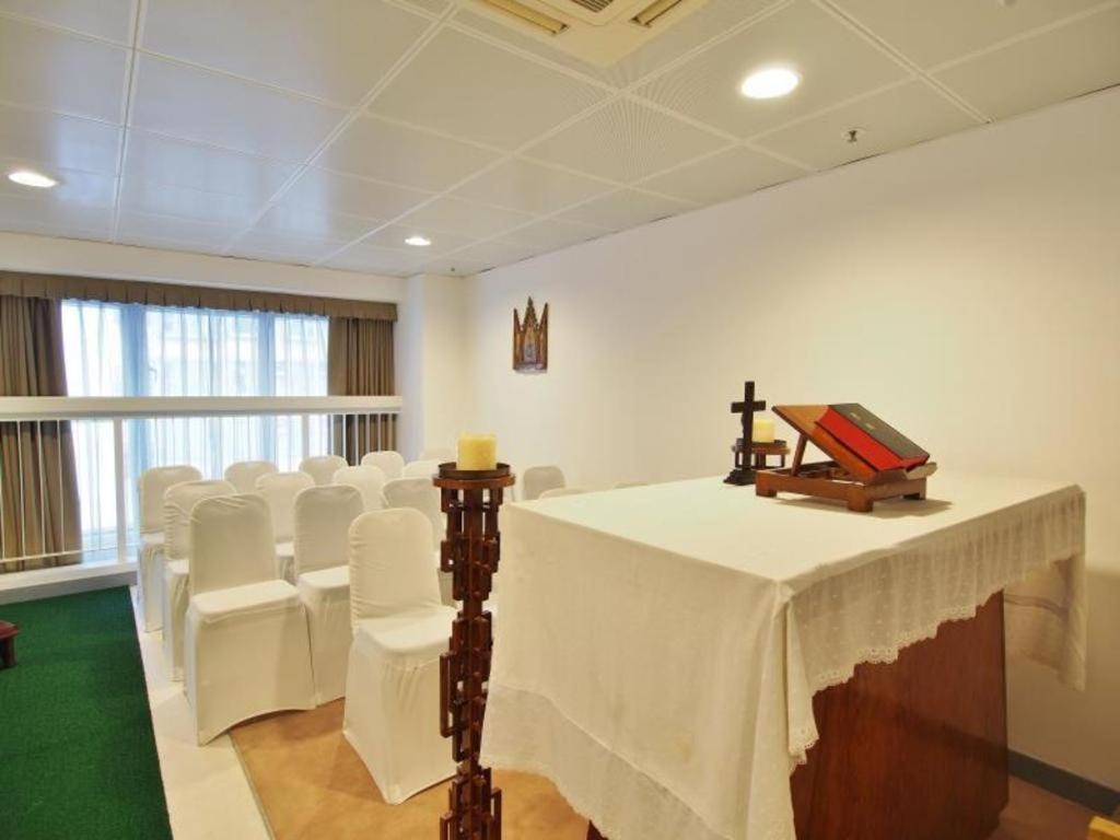 Отель Caritas Oswald Cheung International House Гонконг Экстерьер фото