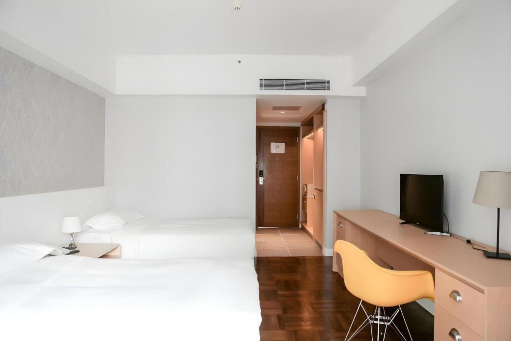 Отель Caritas Oswald Cheung International House Гонконг Экстерьер фото